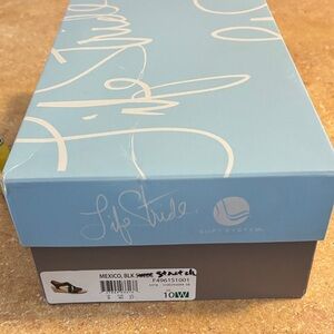 Bzees Black Women’s Wedge Sandals